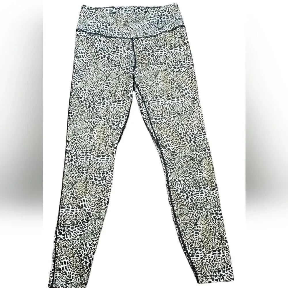 Nike Green & Black Leopard Leggings